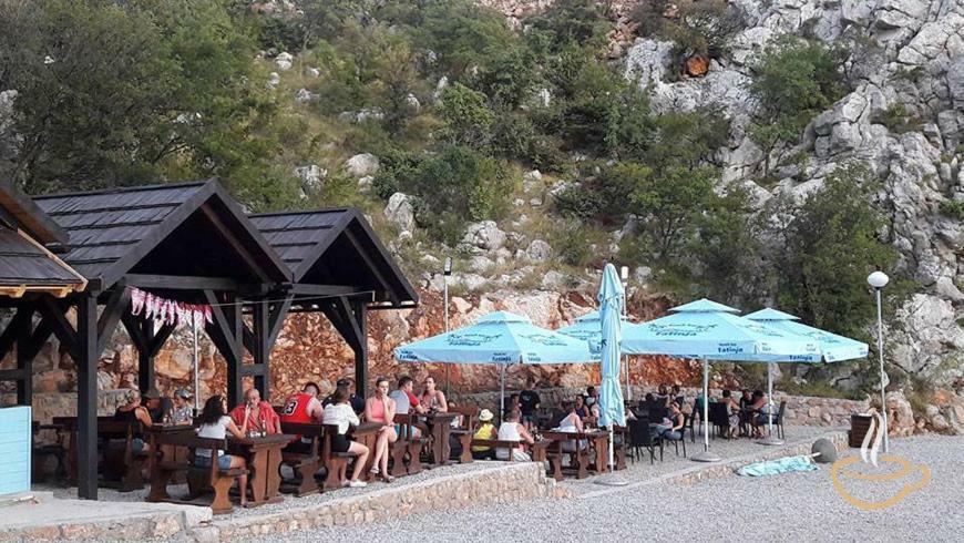 Apartmani Cesarica Karlobag Εξωτερικό φωτογραφία